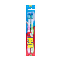 Зубная щетка Colgate Эксперт Чистоты средней жесткости 2 шт