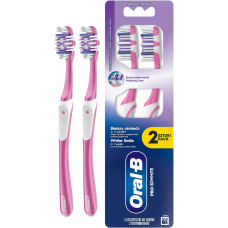 Зубна щітка Oral-B Pro 3D White Відбілювання середньої жорсткості 2 шт
