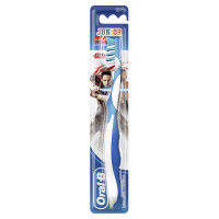 Зубная щетка Oral-B Junior для детей 6-12 лет мягкая