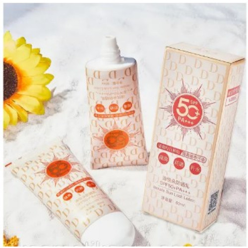 Крем для лица Diyueduo солнцезащитный SPF50+ PA+++ UVA и UVB 60 мл